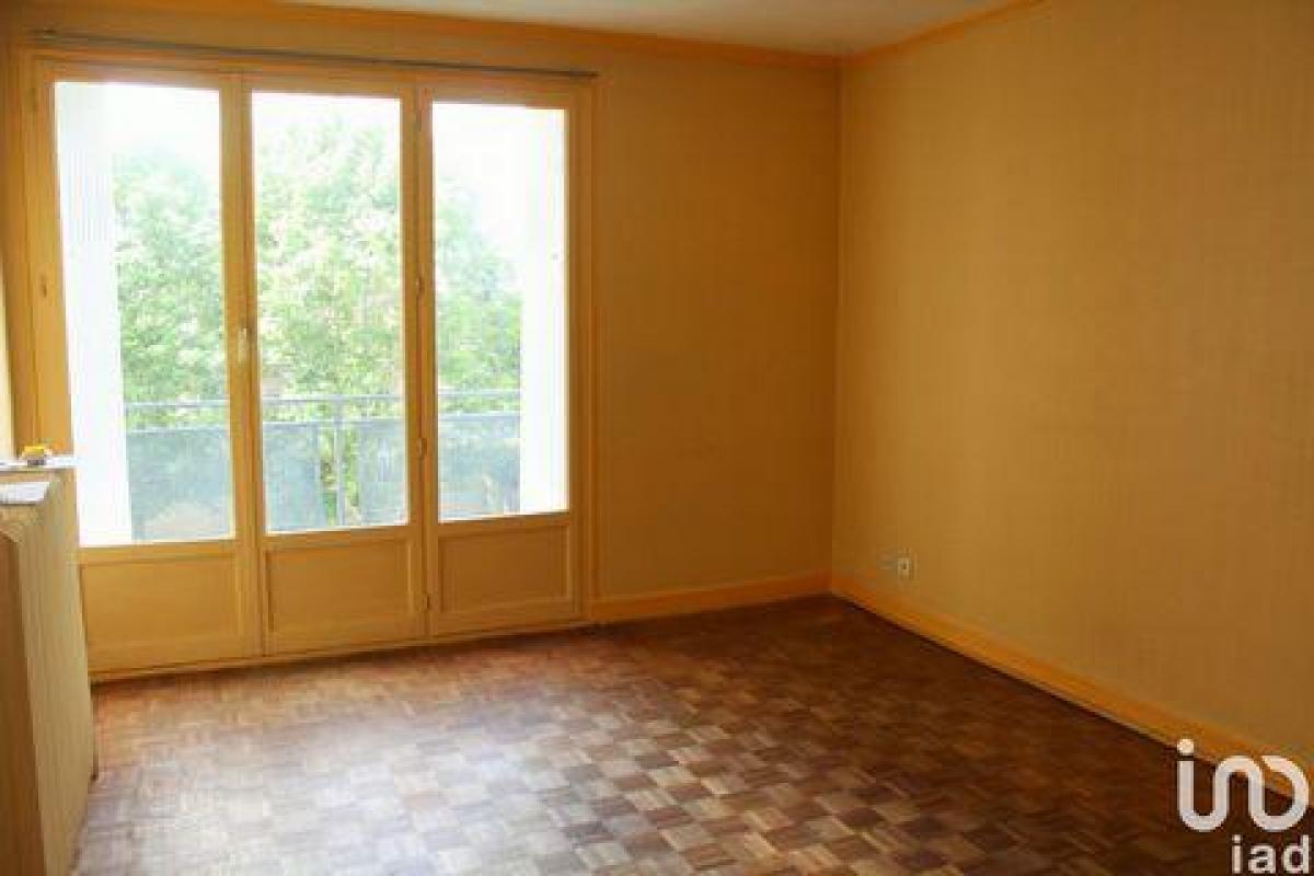 Picture of Condo For Sale in Yzeure, Auvergne, France