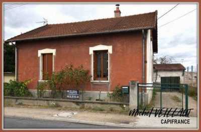 Home For Sale in Yzeure, France
