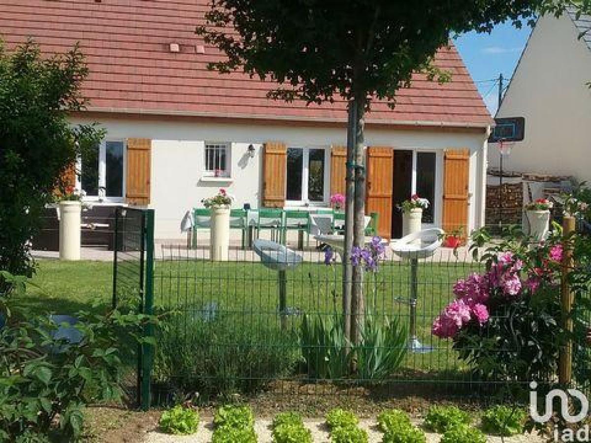 Picture of Home For Sale in Pussay, Centre, France