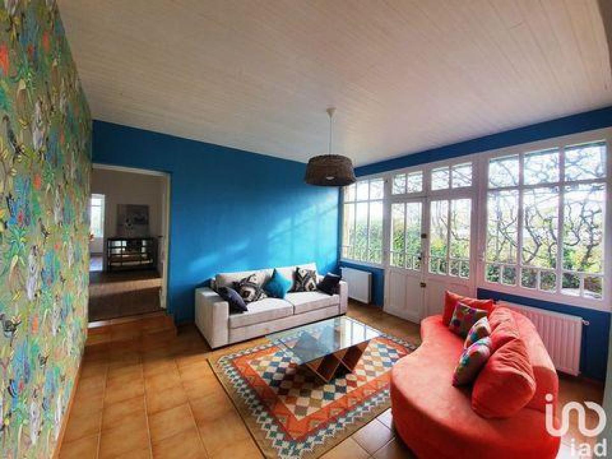 Picture of Home For Sale in Libourne, Aquitaine, France