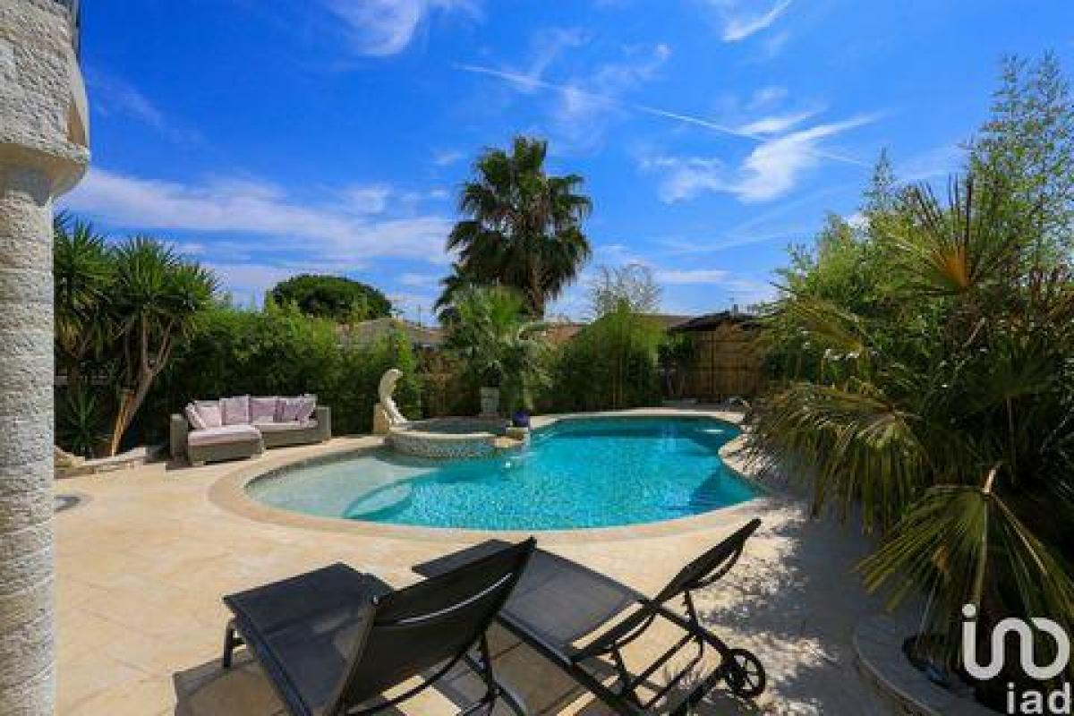 Picture of Home For Sale in Le Muy, Provence-Alpes-Cote d'Azur, France