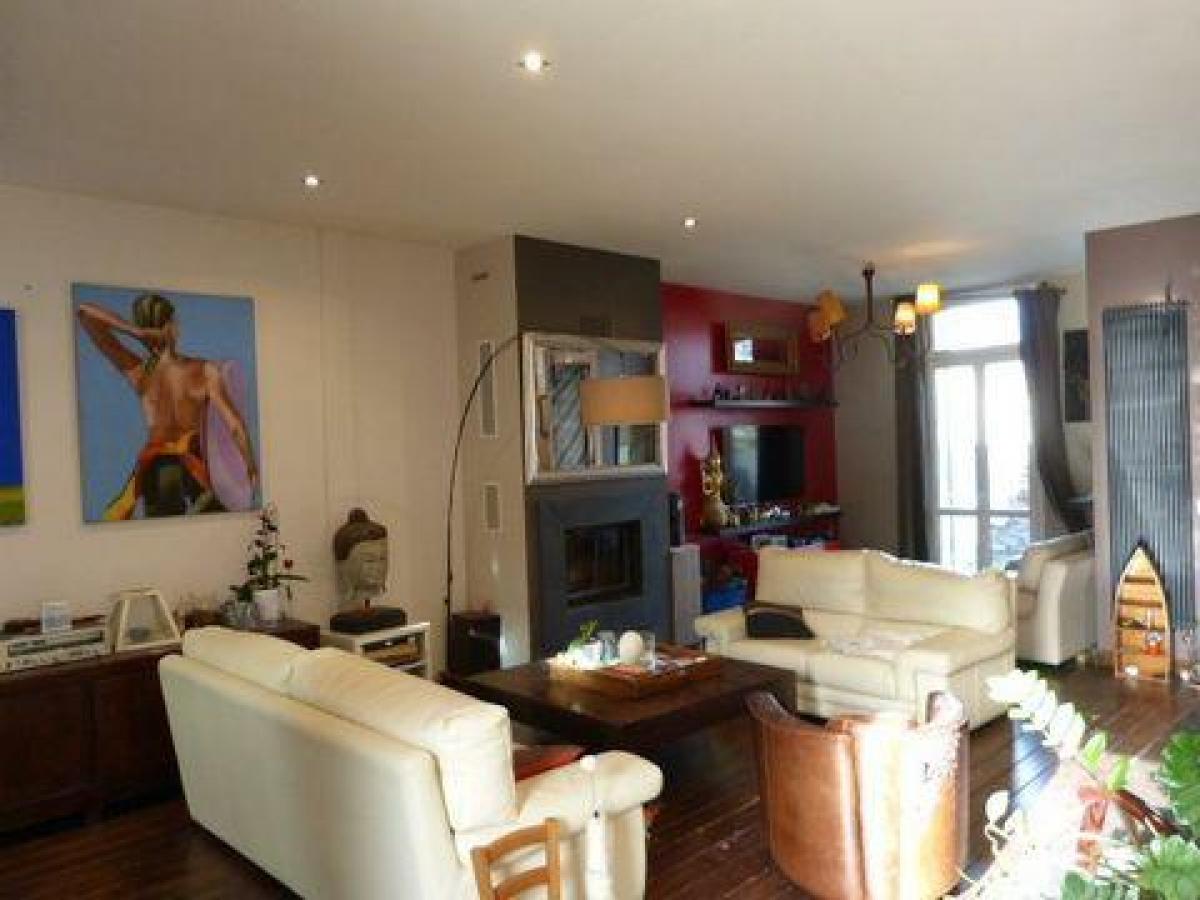 Picture of Home For Sale in Bordeaux, Aquitaine, France