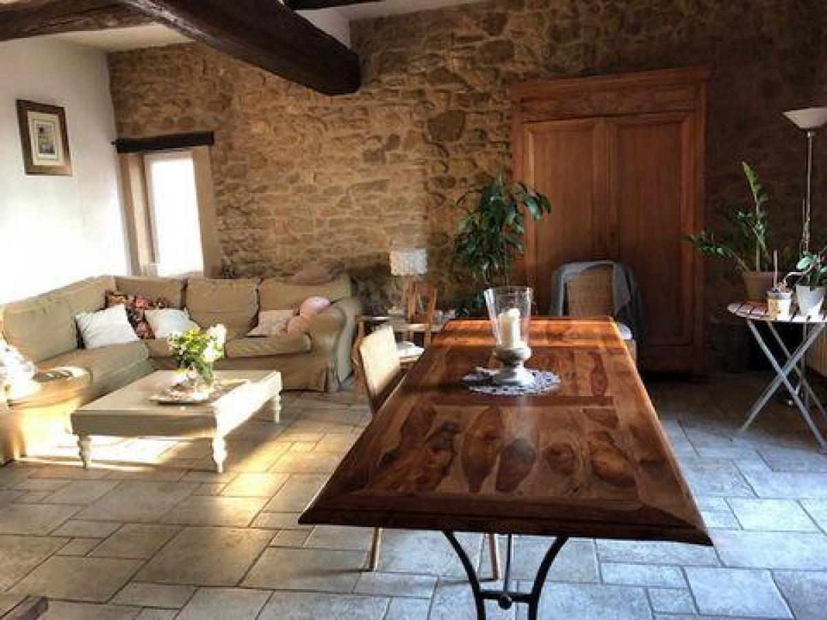Picture of Home For Sale in Villelaure, Provence-Alpes-Cote d'Azur, France