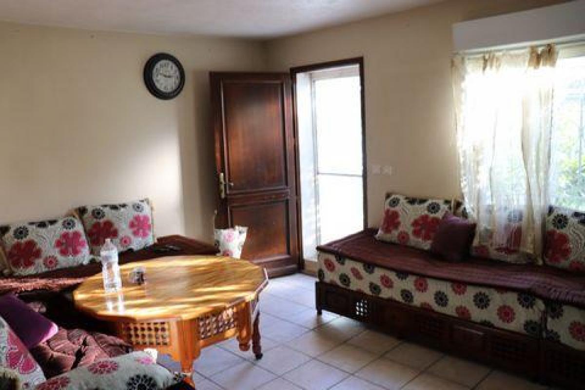 Picture of Home For Sale in Avignon, Provence-Alpes-Cote d'Azur, France