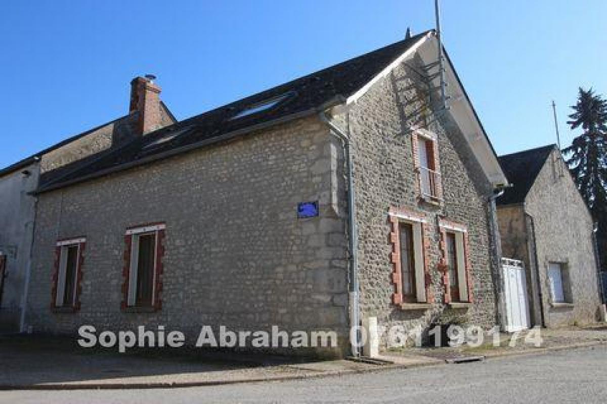 Picture of Home For Sale in Angerville, Centre, France