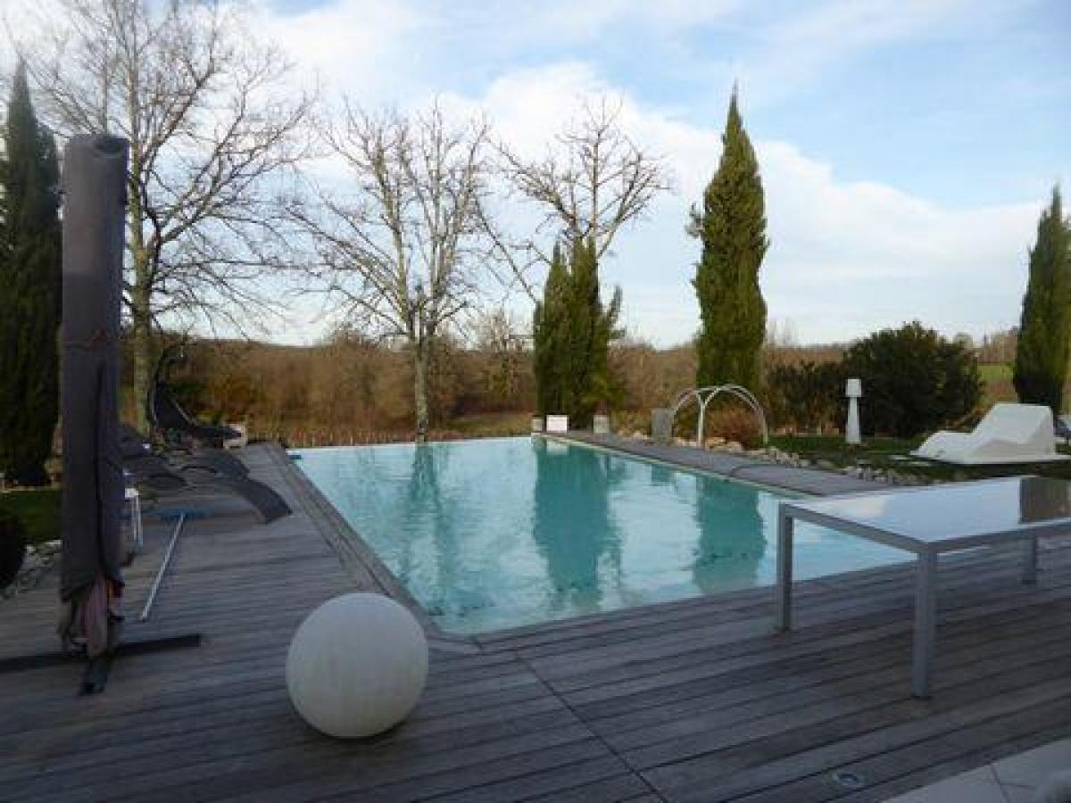 Picture of Home For Sale in Libourne, Aquitaine, France