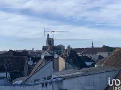Condo For Sale in Sens, France