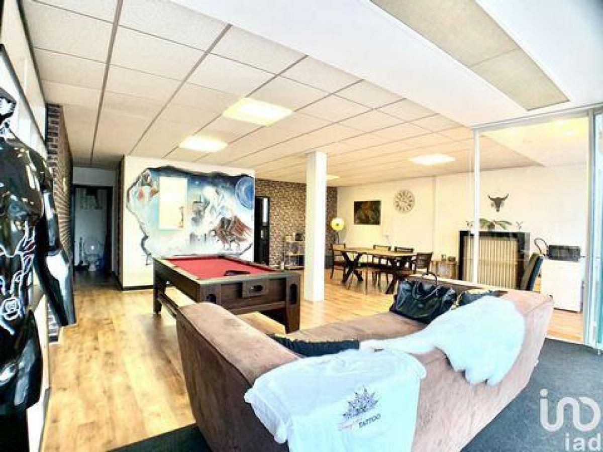 Picture of Home For Sale in Joeuf, Lorraine, France
