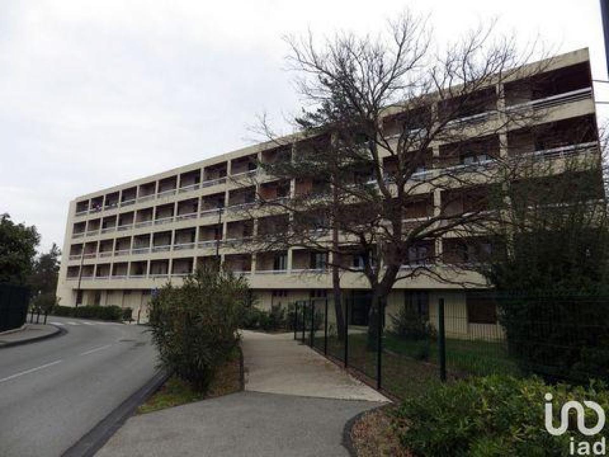 Picture of Condo For Sale in Orange, Provence-Alpes-Cote d'Azur, France