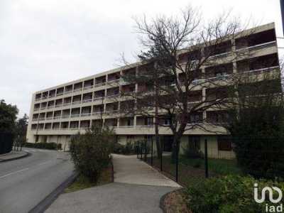 Condo For Sale in Orange, France