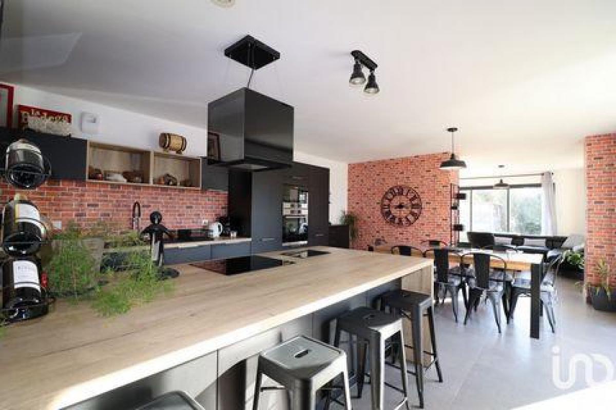 Picture of Home For Sale in Plouhinec, Bretagne, France