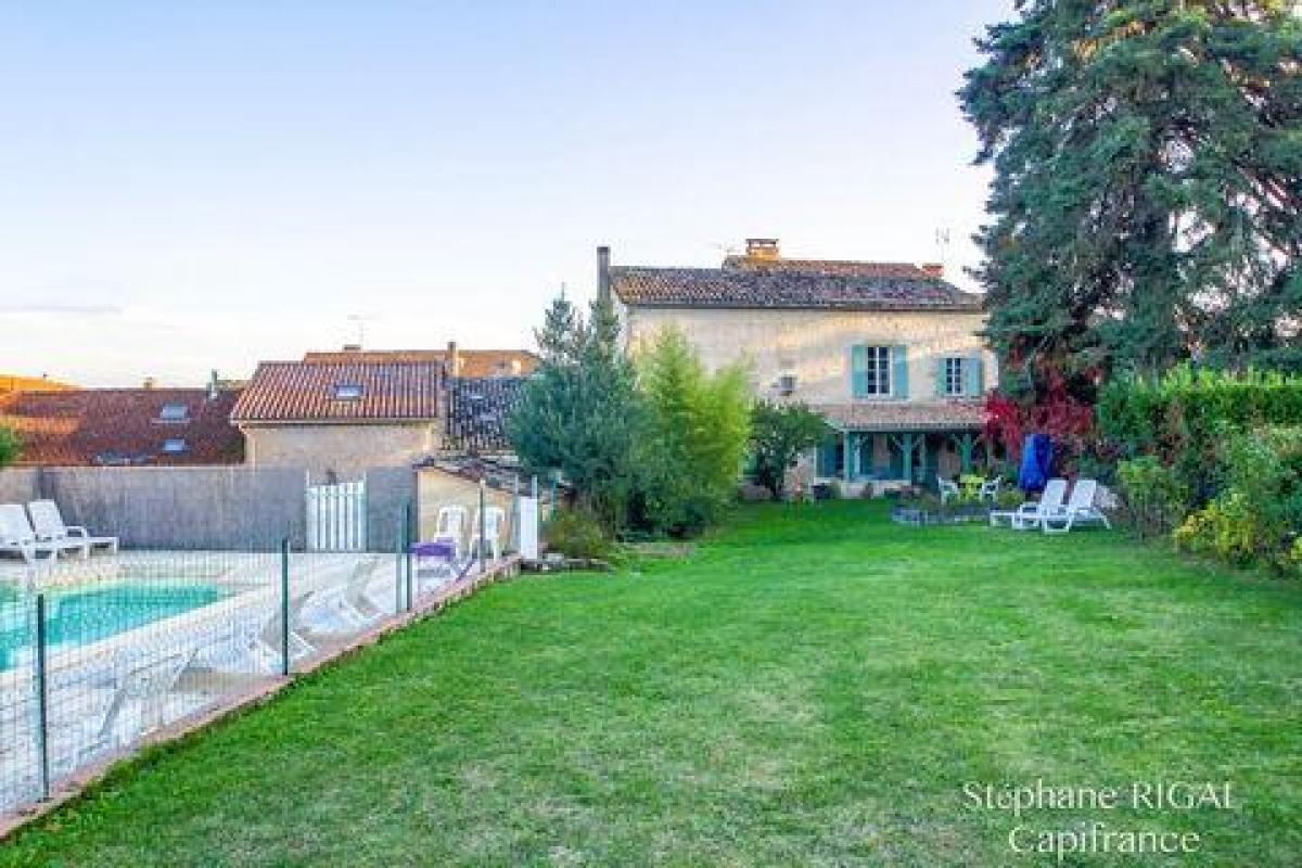 Picture of Home For Sale in Monflanquin, Lot Et Garonne, France