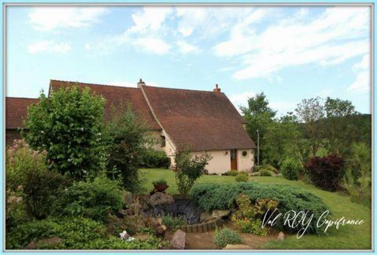 Picture of Home For Sale in La Clayette, Bourgogne, France