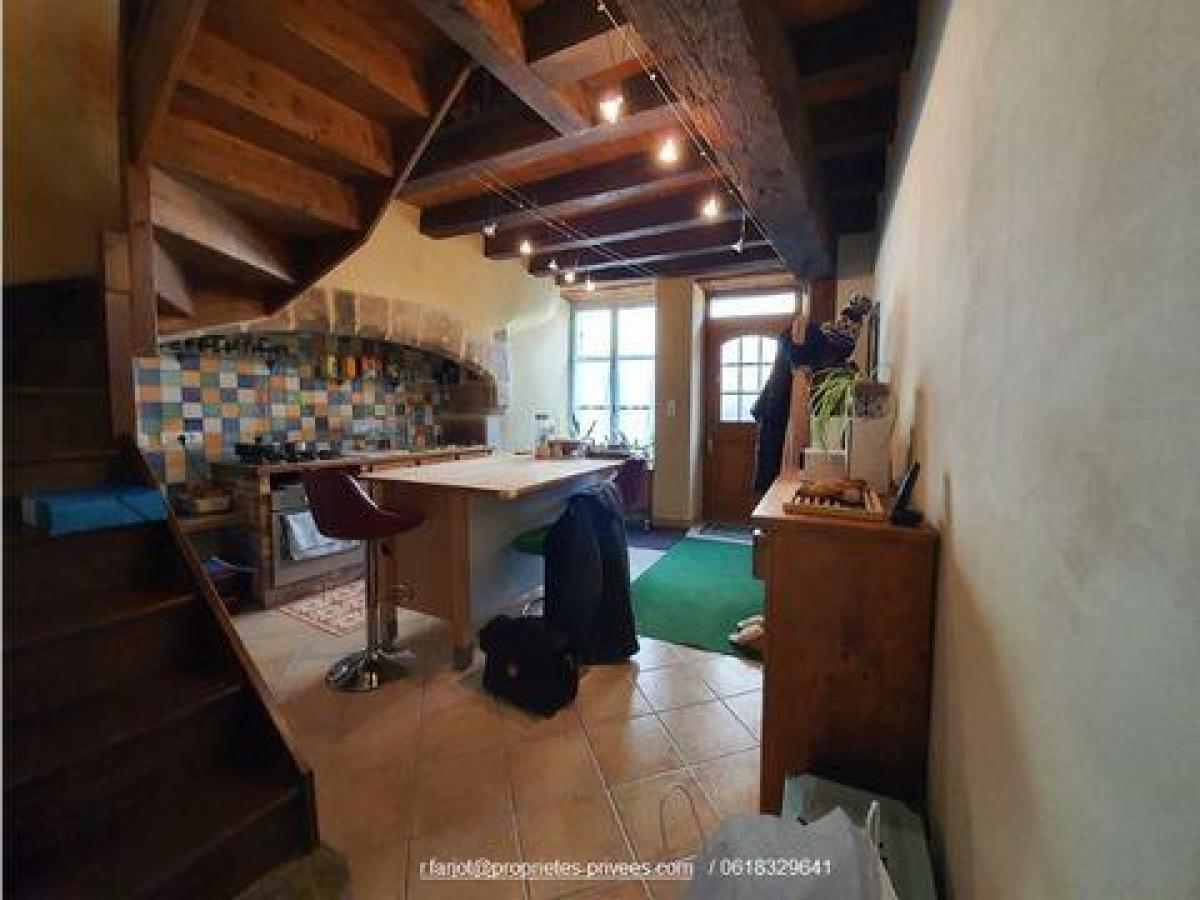 Picture of Home For Sale in Courpiere, Auvergne, France