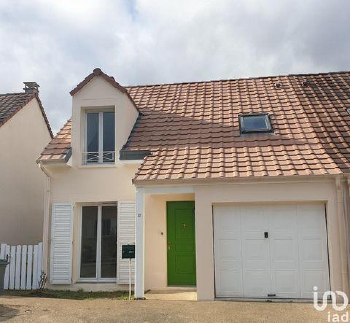 Picture of Home For Sale in Ballainvilliers, Bretagne, France