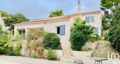 Home For Sale in SIX FOURS LES PLAGES, France