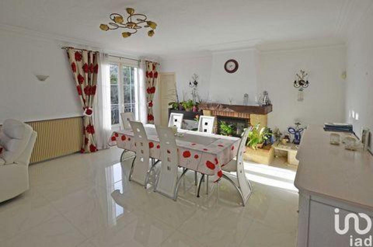 Picture of Home For Sale in Opio, Cote d'Azur, France