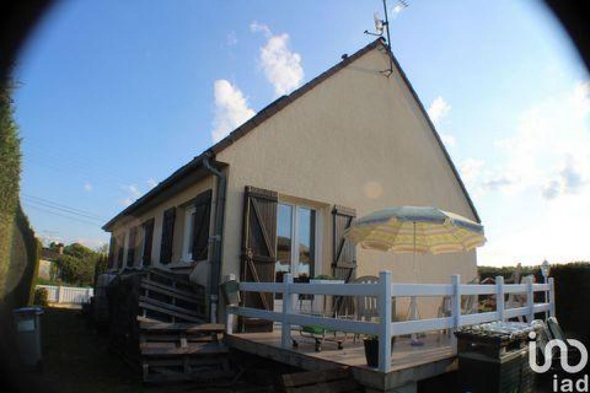 Picture of Home For Sale in Belloy, Picardie, France