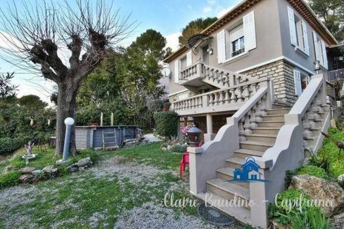 Picture of Home For Sale in Draguignan, Provence-Alpes-Cote d'Azur, France