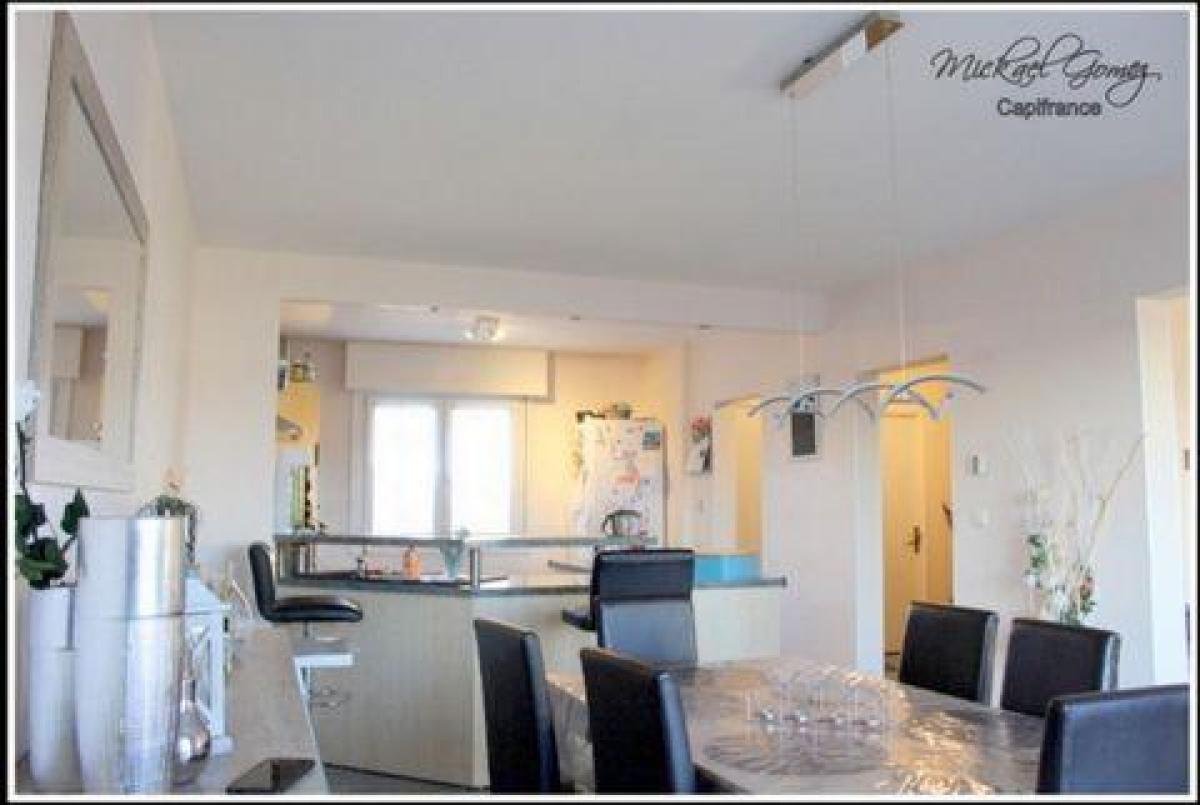 Picture of Condo For Sale in Faulquemont, Lorraine, France