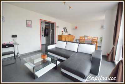 Condo For Sale in Beauvais, France