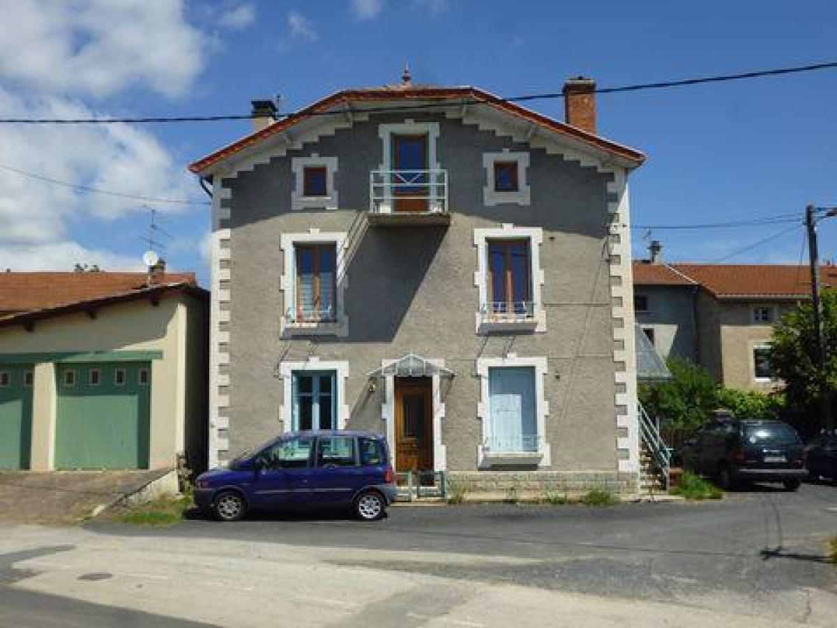 Picture of Home For Sale in Beauzac, Auvergne, France