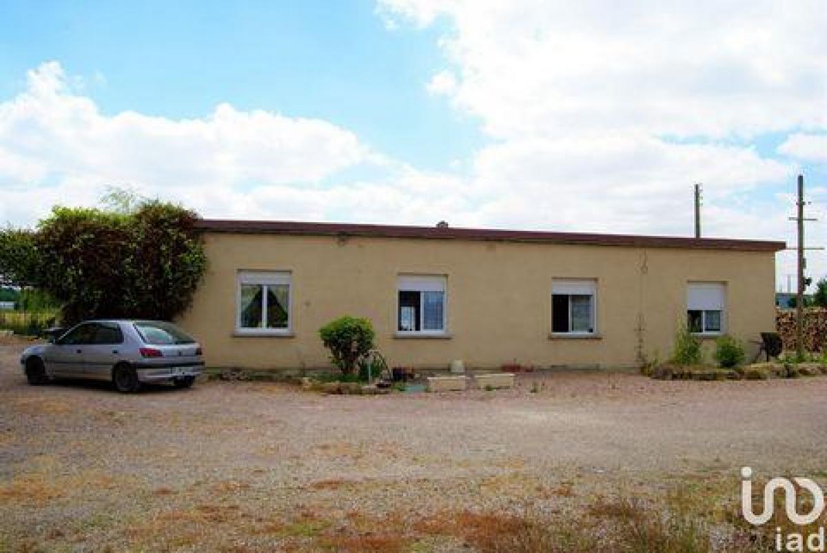 Picture of Home For Sale in Bagneaux, Bourgogne, France