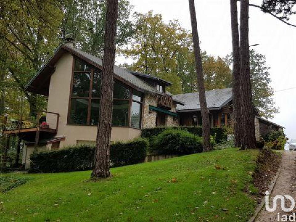 Picture of Home For Sale in Sens, Bourgogne, France