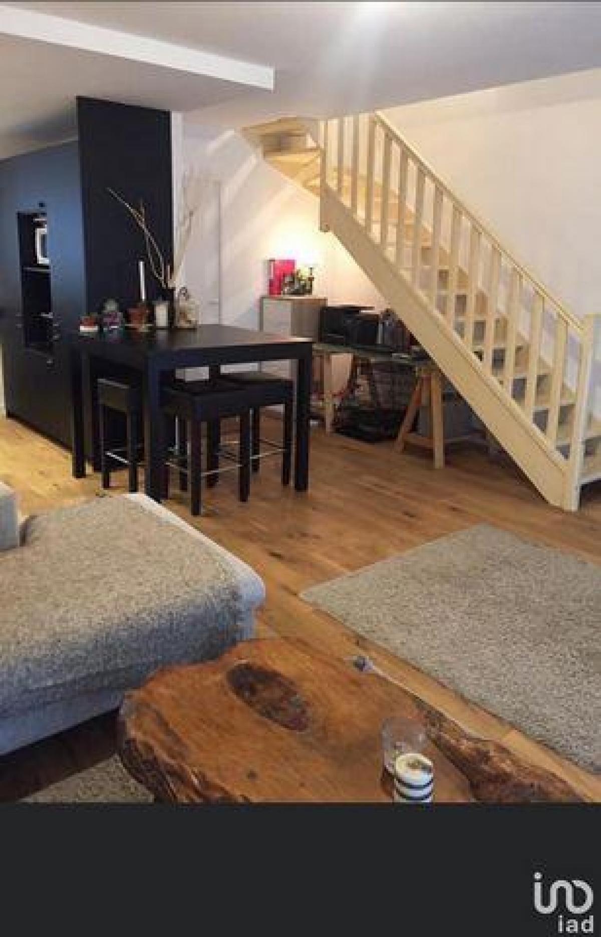 Picture of Home For Sale in Avignon, Provence-Alpes-Cote d'Azur, France