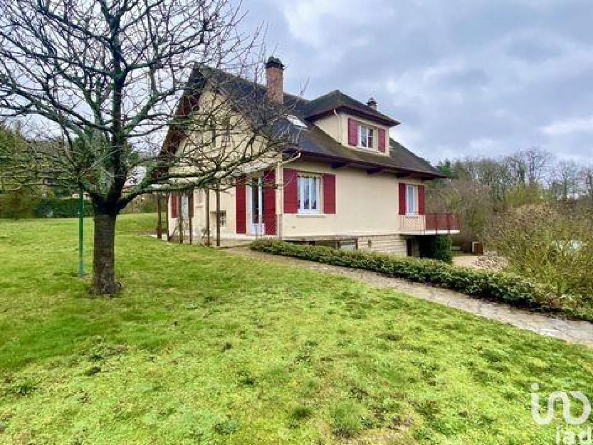 Picture of Home For Sale in Dourdan, Centre, France