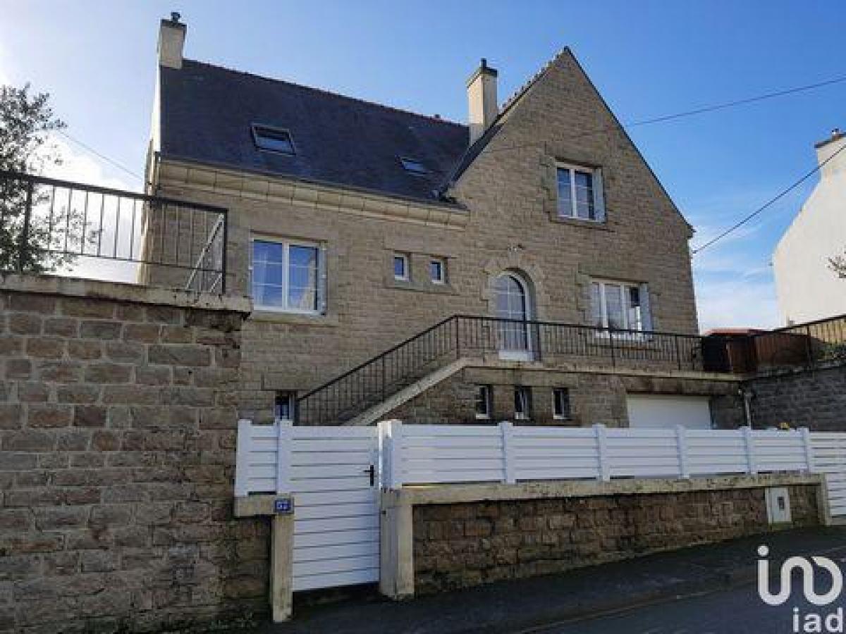 Picture of Home For Sale in Rosporden, Bretagne, France