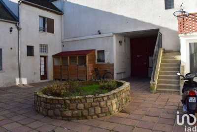 Condo For Sale in Sens, France