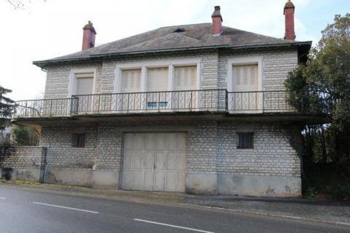 Picture of Home For Sale in Le Vigeant, Poitou Charentes, France