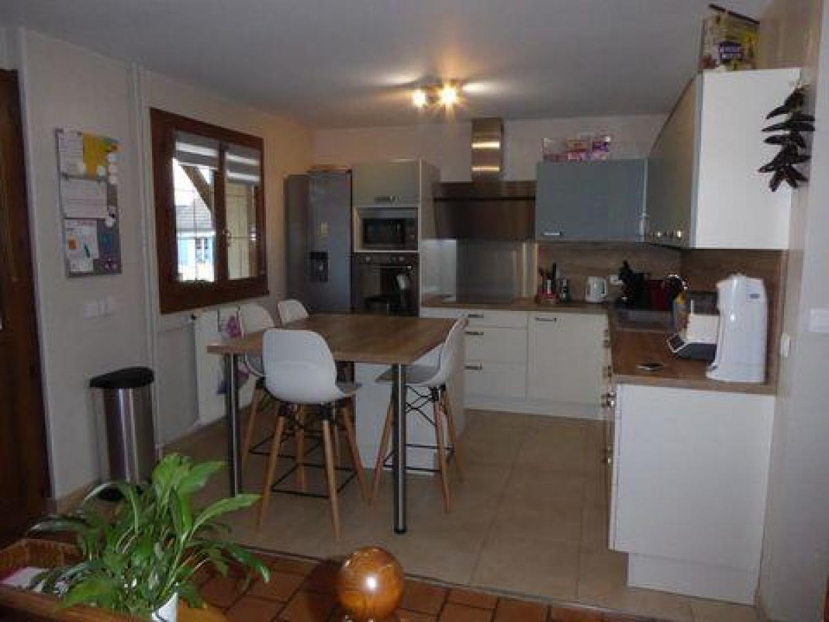 Picture of Home For Sale in Chartres, Centre, France