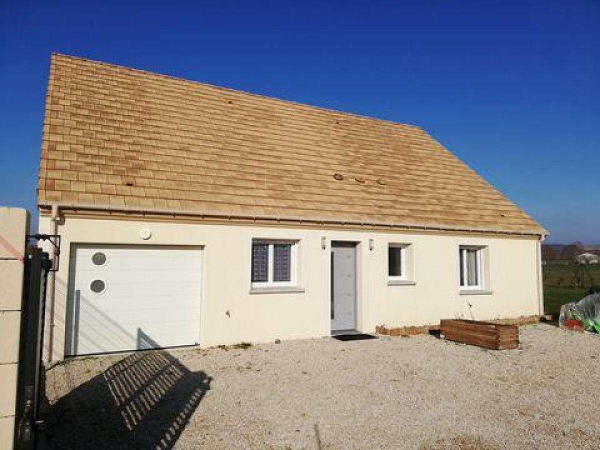 Picture of Home For Sale in Sens, Bourgogne, France