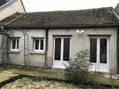Home For Sale in Sens, France