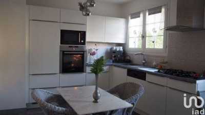 Home For Sale in Soissons, France