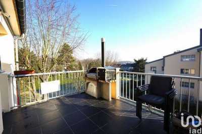 Condo For Sale in Dourdan, France