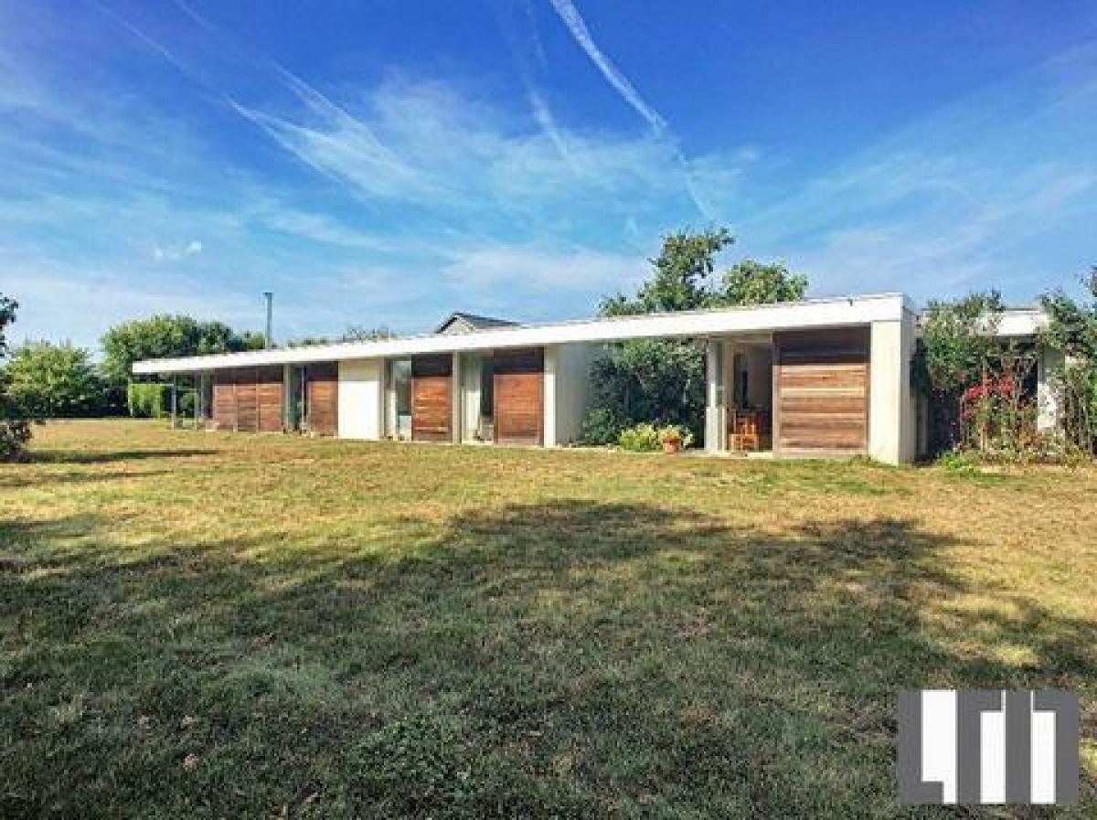 Picture of Home For Sale in Paimpol, Bretagne, France