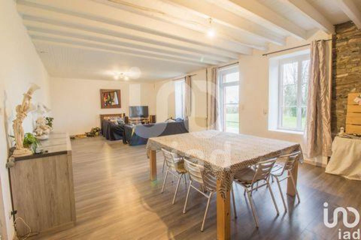 Picture of Home For Sale in Retiers, Bretagne, France