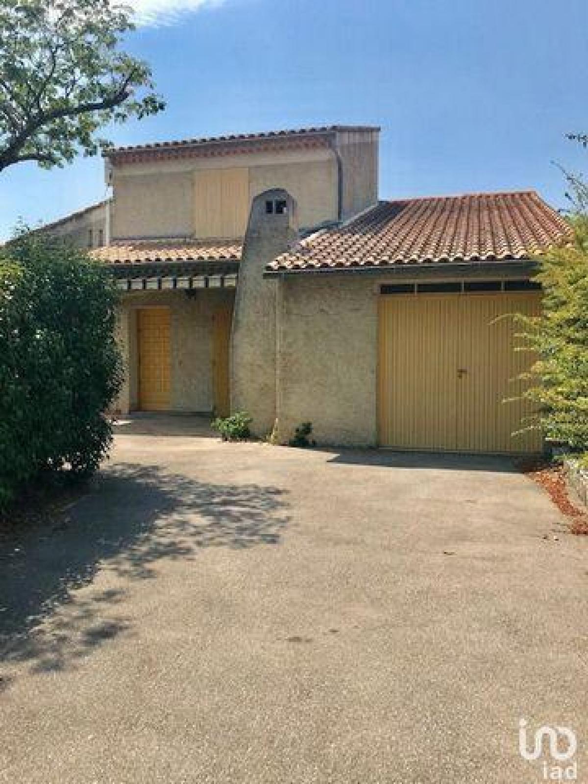 Picture of Home For Sale in Le Pontet, Provence-Alpes-Cote d'Azur, France