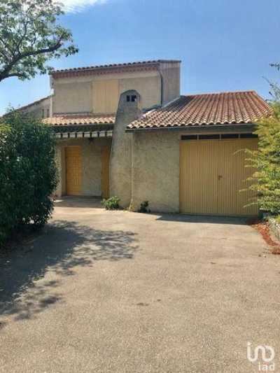 Home For Sale in Le Pontet, France