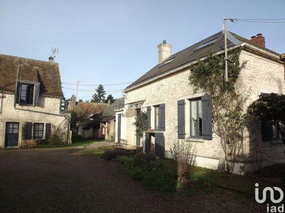 Picture of Home For Sale in Angerville, Centre, France
