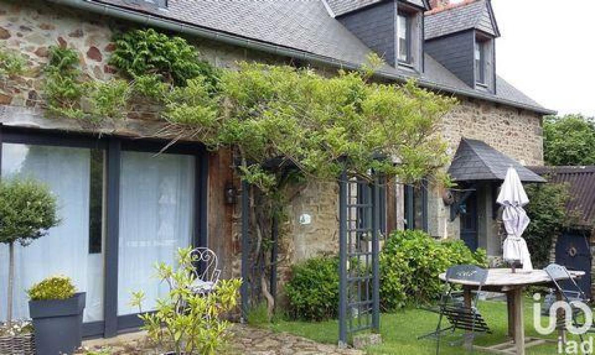 Picture of Home For Sale in Pordic, Bretagne, France