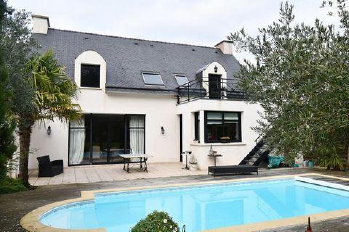Picture of Home For Sale in Baden, Bretagne, France