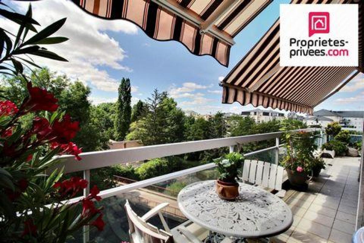 Picture of Condo For Sale in Montargis, Centre, France