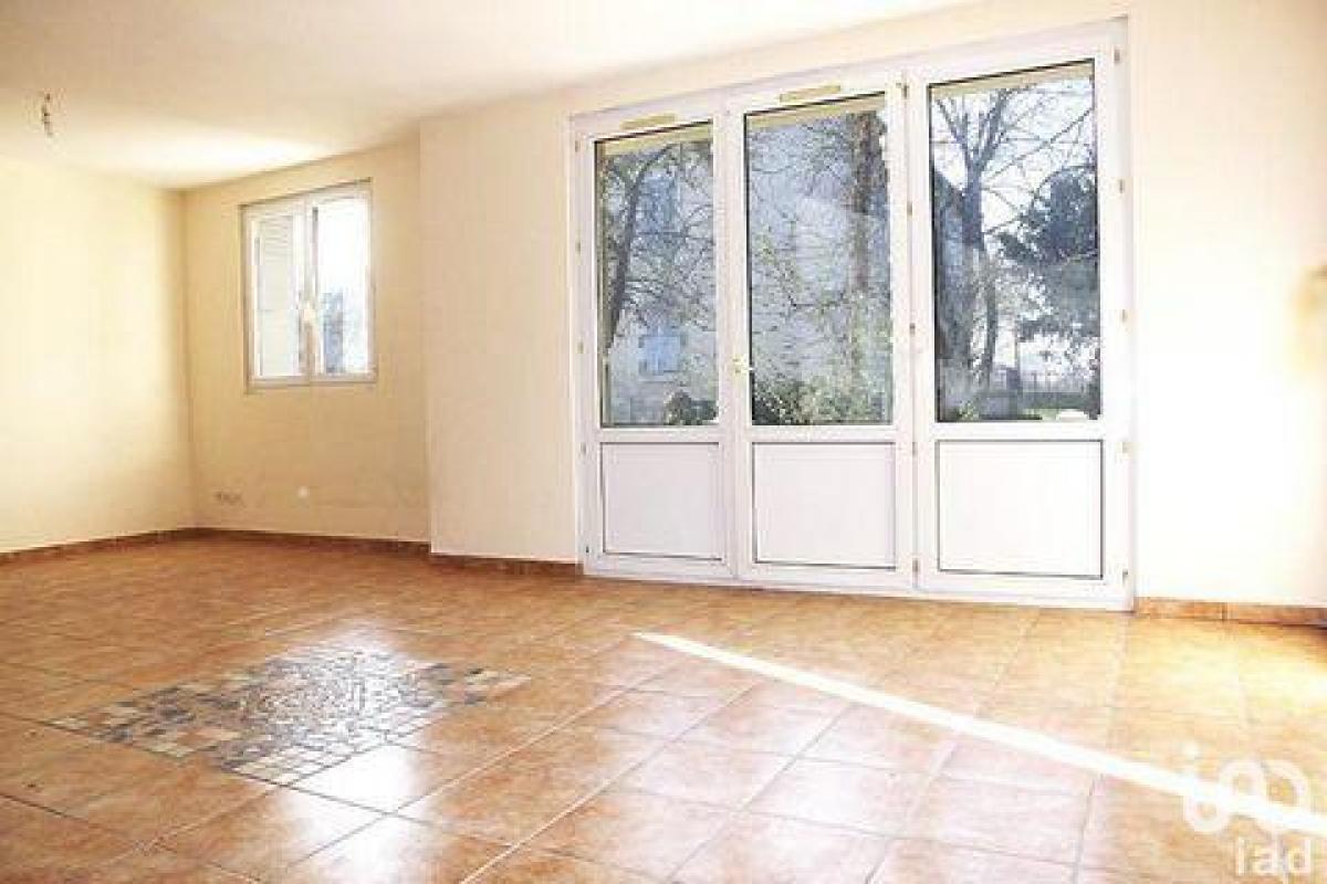 Picture of Condo For Sale in Montargis, Centre, France