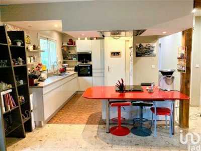 Home For Sale in Sandillon, France