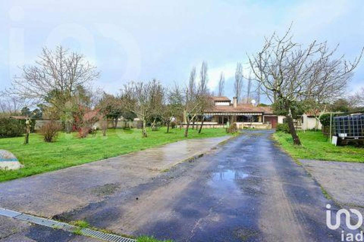 Picture of Home For Sale in Begadan, Aquitaine, France
