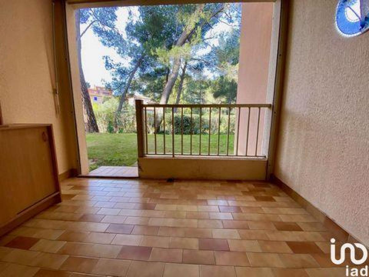 Picture of Apartment For Sale in SANARY SUR MER, Cote d'Azur, France